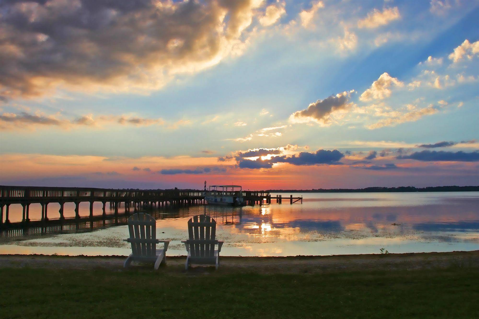 Lakeside Inn On Lake Dora Маунт-Дора Екстер'єр фото